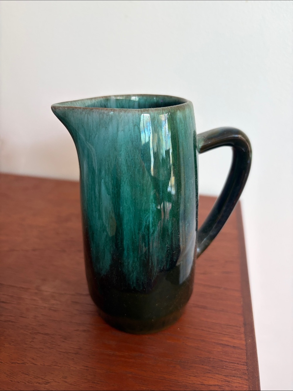 Set of Blue Mountain Pottery Mini Jugs - Picture 3 of 5